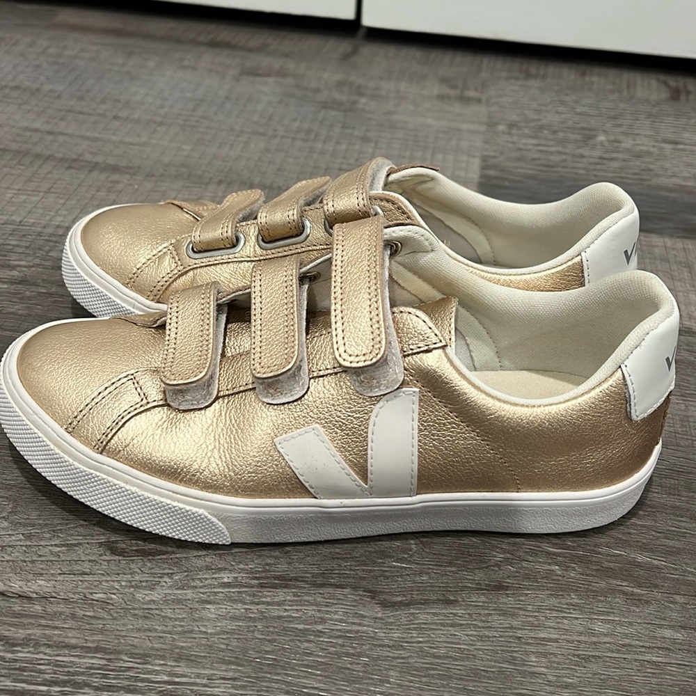 Veja Gold Sneaker